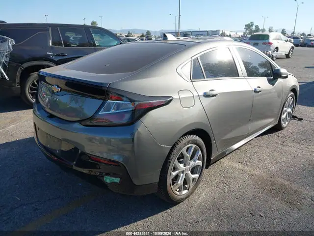 1G1RD6S54GU132777 — 2016 Chevrolet Volt Premier, фото 4 с аукциона IAAI 13.10.2026, Повреждения снизу
