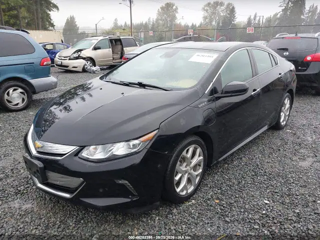 1G1RB6S55HU105661 — 2017 Chevrolet Volt Premier, фото 2 с аукциона IAAI 14.10.2026, Передняя часть справа