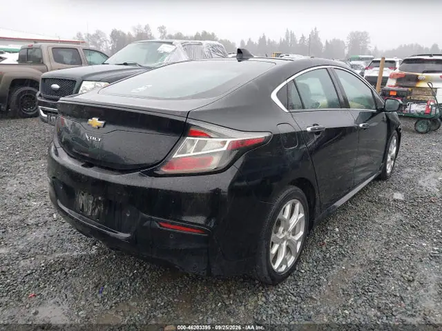 1G1RB6S55HU105661 — 2017 Chevrolet Volt Premier, фото 4 с аукциона IAAI 14.10.2026, Передняя часть справа