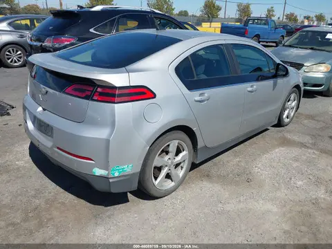 2014 Chevrolet Volt VIN 1G1RE6E47EU171652 фото 4