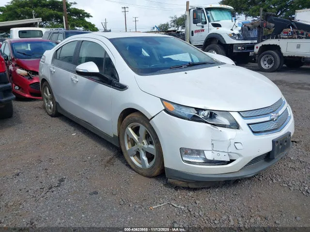 2015 Chevrolet Volt VIN 1G1RB6E41FU131092 фото 1