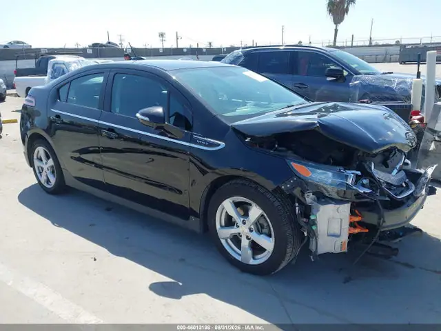 1G1RC6E49FU118121 — 2015 Chevrolet Volt, Естественный износ (Normal Wear & Tear), фото до ремонта