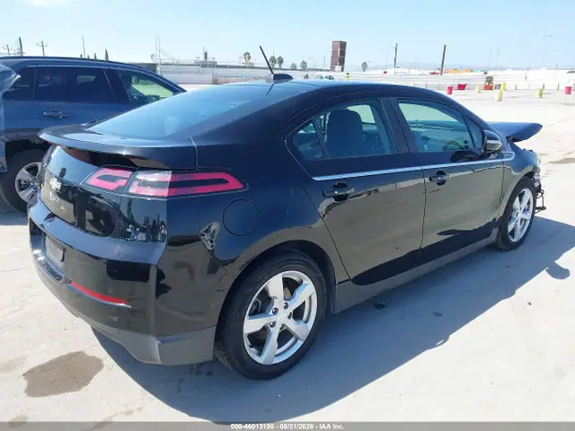 1G1RC6E49FU118121 — 2015 Chevrolet Volt, фото 4 с аукциона IAAI 14.10.2026, Естественный износ