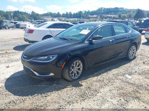 2015 Chrysler 200 C VIN 1C3CCCEG1FN592925 фото 2