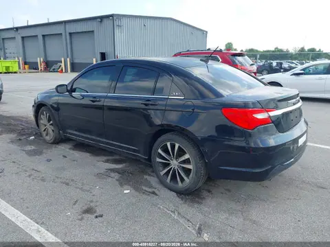 2014 Chrysler 200 Limited VIN 1C3CCBCG9EN191733 фото 3