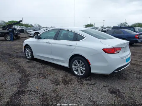 2015 Chrysler 200 Limited VIN 1C3CCCAB3FN742222 фото 3