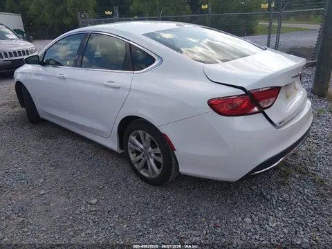 2015 Chrysler 200 Limited VIN 1C3CCCAB7FN679268 фото 3