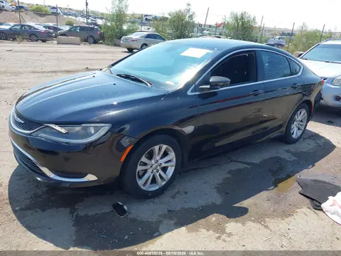 2015 Chrysler 200 Limited VIN 1C3CCCAB6FN641515 фото 2