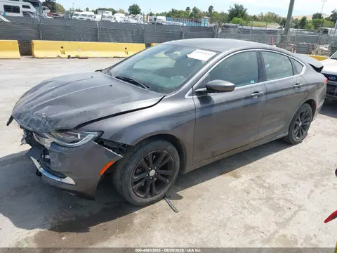 2015 Chrysler 200 Limited VIN 1C3CCCAB9FN683905 фото 2