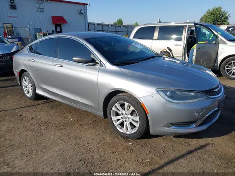 1C3CCCAB0FN723952 — 2015 Chrysler 200 Limited, Задняя часть (Rear), фото до ремонта