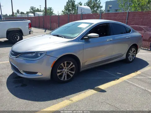 2015 Chrysler 200 Limited VIN 1C3CCCAB7FN733829 фото 2