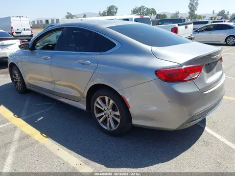 2015 Chrysler 200 Limited VIN 1C3CCCAB7FN733829 фото 3