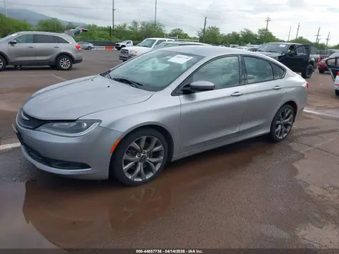 2015 Chrysler 200 S VIN 1C3CCCBG1FN653274 фото 2