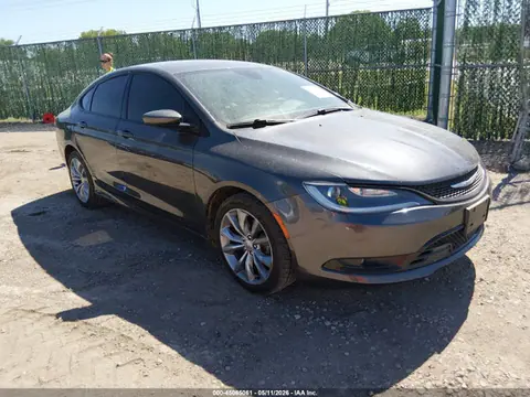 1C3CCCBB5FN739191 — 2015 Chrysler 200 S, Град (Hail), фото до ремонта