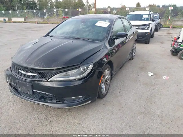 1C3CCCBG7FN735882 — 2015 Chrysler 200 S, фото 2 с аукциона IAAI 14.10.2026, Передняя часть