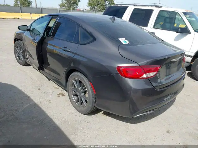 2016 Chrysler 200 S VIN 1C3CCCBG4GN138593 фото 3
