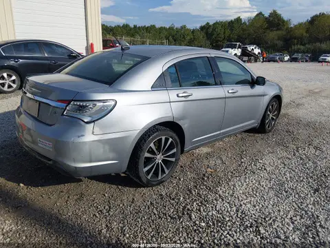 2014 Chrysler 200 Touring VIN 1C3CCBBB6EN178587 фото 4