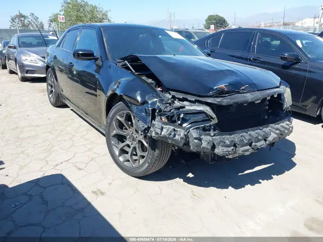 2C3CCABG1FH926906 — 2015 Chrysler 300 300S, Передняя часть (Front End), фото до ремонта