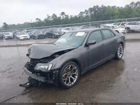 2017 Chrysler 300 300s VIN 2C3CCABG9HH596466 фото 2
