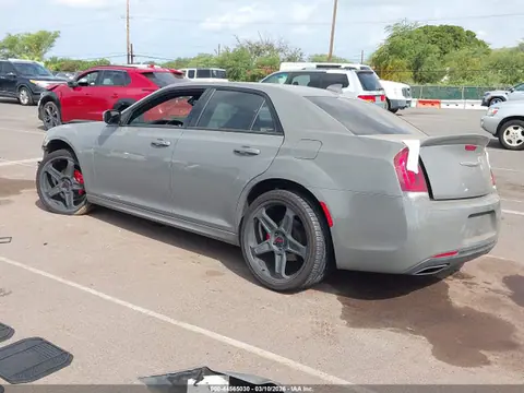 2018 Chrysler 300 300s VIN 2C3CCABG4JH201602 фото 3