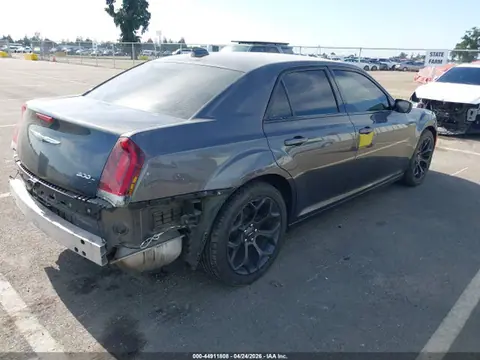 2019 Chrysler 300 300s VIN 2C3CCABG3KH682847 фото 4