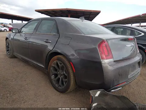 2020 Chrysler 300 300s VIN 2C3CCABG0LH158587 фото 3