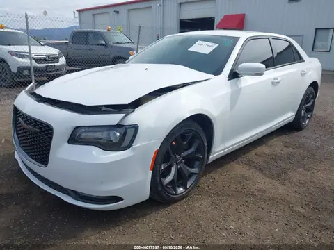 2021 Chrysler 300 300s VIN 2C3CCABG0MH529135 фото 2