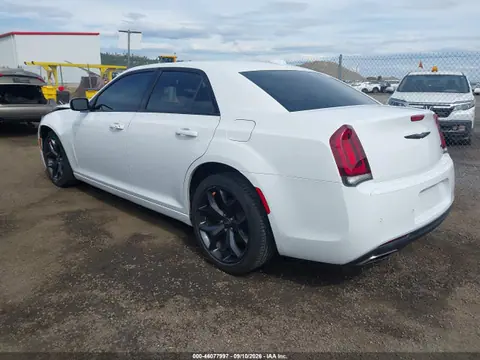 2021 Chrysler 300 300s VIN 2C3CCABG0MH529135 фото 3