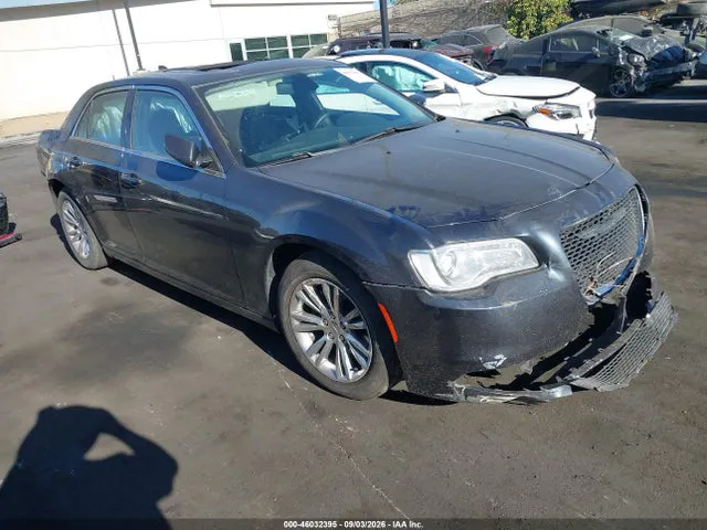 2017 Chrysler 300 Limited VIN 2C3CCAAG2HH577033 фото 1