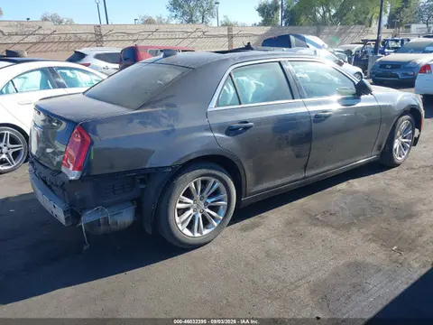 2017 Chrysler 300 Limited VIN 2C3CCAAG2HH577033 фото 4
