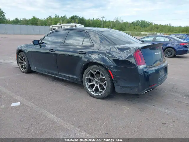 2017 Chrysler 300 S VIN 2C3CCABT9HH639085 фото 3