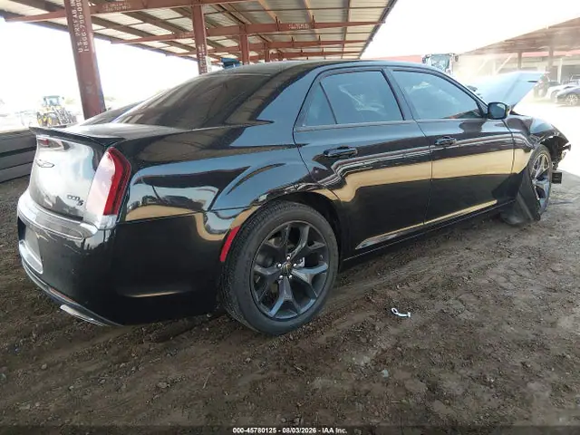 2C3CCABG8NH170697 — 2022 Chrysler 300 S, фото 4 с аукциона IAAI 29.09.2026, Передняя часть