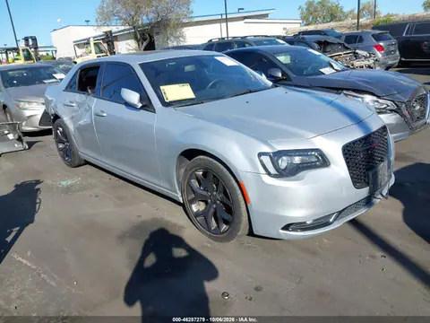 2022 Chrysler 300 S VIN 2C3CCABG0NH158611 фото 1