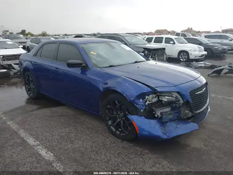 2019 Chrysler 300 Touring VIN 2C3CCAAG1KH728838 фото 1