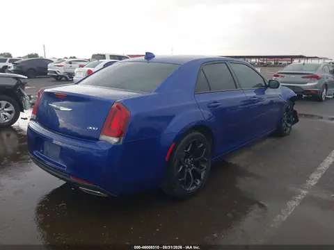 2019 Chrysler 300 Touring VIN 2C3CCAAG1KH728838 фото 4