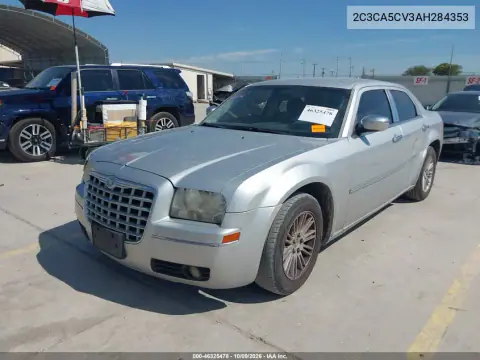 2010 Chrysler 300 Touring/Signature Series/Executive Series VIN 2C3CA5CV3AH284353 фото 3