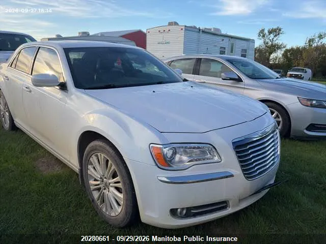 2014 Chrysler 300 VIN 2C3CCARG4EH221053 фото 1