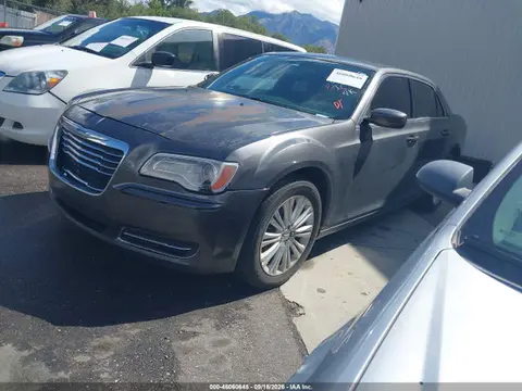 2014 Chrysler 300 VIN 2C3CCARG0EH229103 фото 2