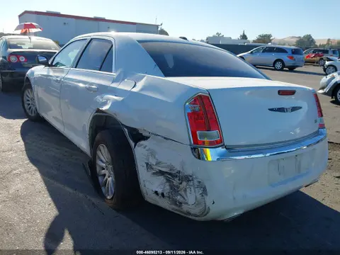 2014 Chrysler 300 VIN 2C3CCAAG0EH383029 фото 3