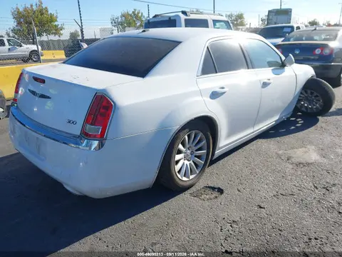 2014 Chrysler 300 VIN 2C3CCAAG0EH383029 фото 4