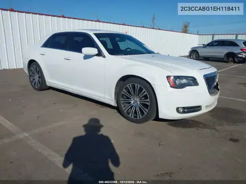 2C3CCABG1EH118411 — 2014 Chrysler 300, Передняя часть, фото до ремонта