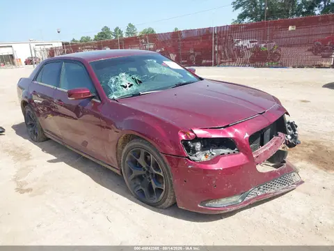2C3CCABG6MH537014 — 2021 Chrysler 300, Передняя часть (Front End), фото до ремонта