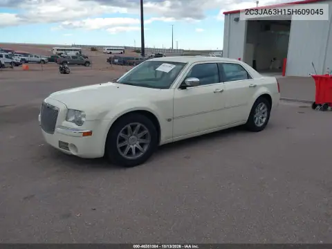 2C3JA63H15H609045 — 2005 Chrysler 300C, фото 3 с аукциона IAAI, Естественный износ