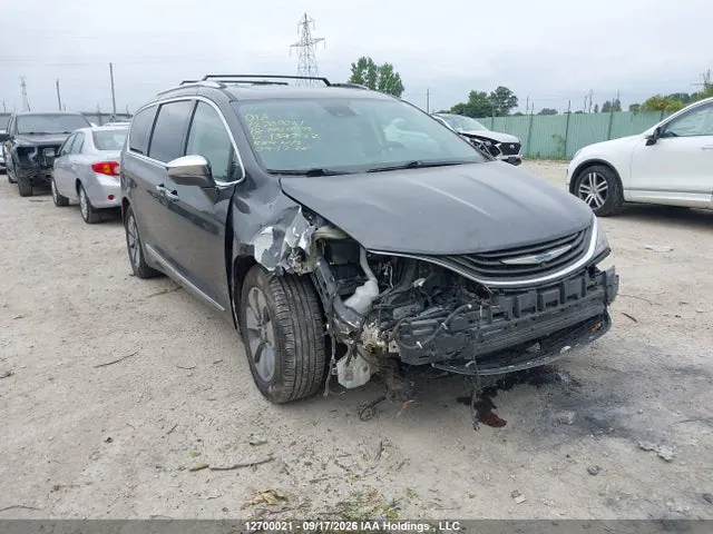 2018 Chrysler Pacifica Hybrid Limited VIN 2C4RC1N75JR139722 фото 1