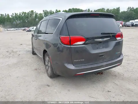 2018 Chrysler Pacifica Hybrid Limited VIN 2C4RC1N75JR139722 фото 3