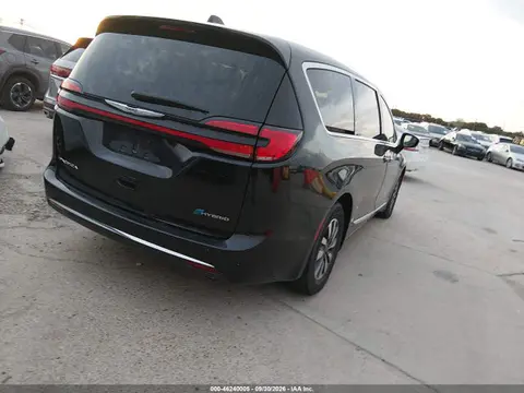2023 Chrysler Pacifica Hybrid Limited VIN 2C4RC1S7XPR542074 фото 4