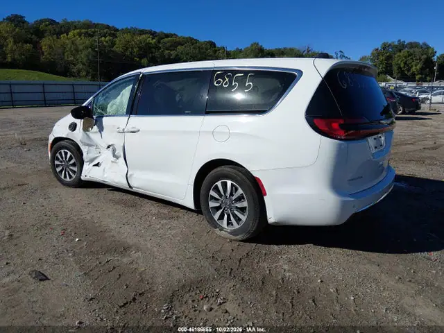 2024 Chrysler Pacifica Hybrid Select VIN 2C4RC1S71RR198301 фото 3