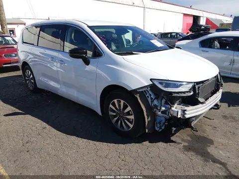 2024 Chrysler Pacifica Hybrid Select VIN 2C4RC1S7XRR156628 фото 1