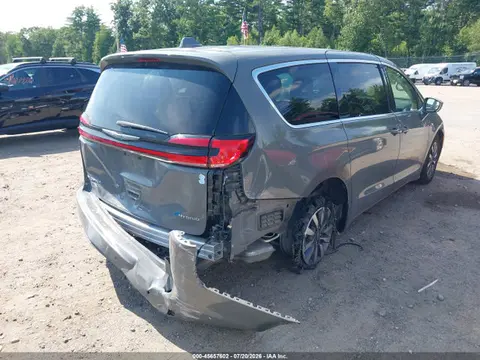 2022 Chrysler Pacifica Hybrid Touring L VIN 2C4RC1L70NR143735 фото 4
