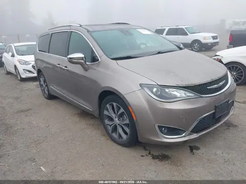 2C4RC1GG5HR839831 — 2017 Chrysler Pacifica Limited, Естественный износ (Normal Wear & Tear), фото до ремонта